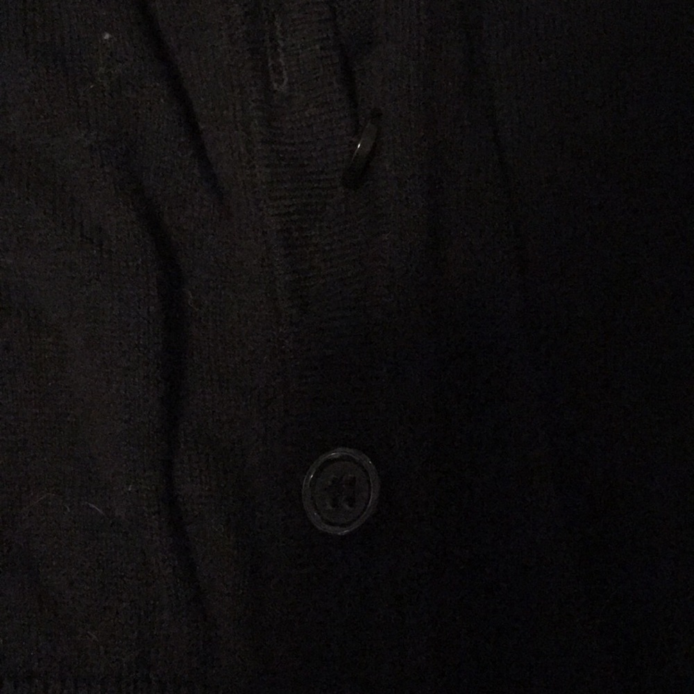 Simple Button Up Cardigan - Picture 3 of 3